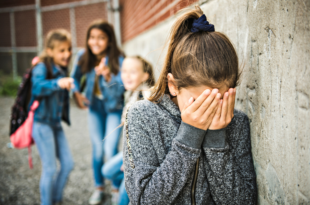 ¿Quieres saber si tu hijo sufre acoso escolar?: síntomas que podrían revelar que está sufriendo bullying